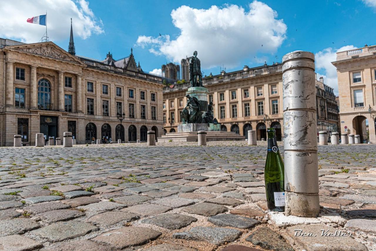 Augustins Appartement T2 Lumineux Proche Cathedrale Reims Exterior foto